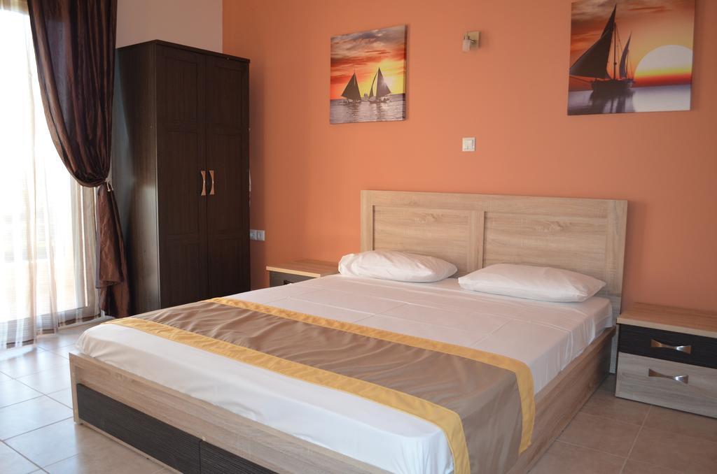 Thassos Grand Villas Apartments & Studios Limenaria  Phòng bức ảnh