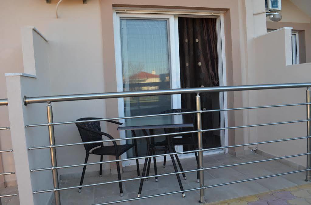 Thassos Grand Villas Apartments & Studios Limenaria  Ngoại thất bức ảnh